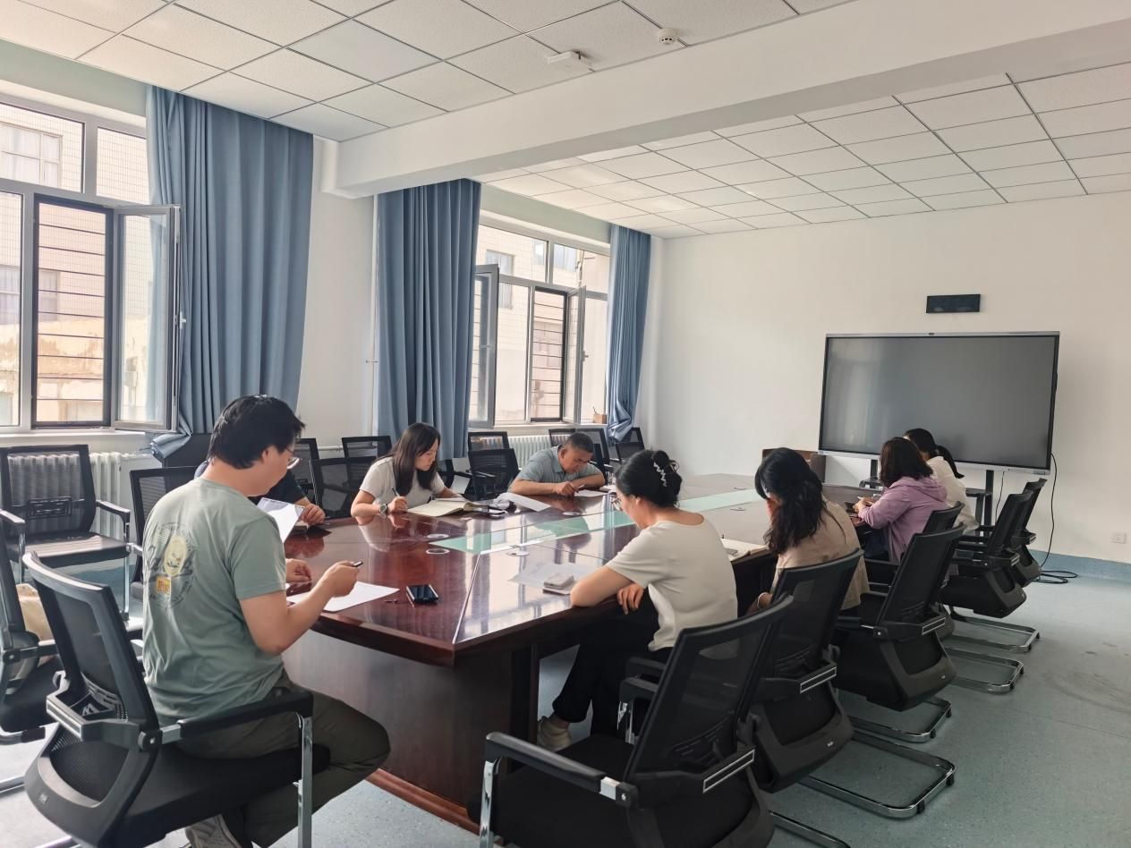 bat365官网召开2026届毕业生就业工作推进会（十五）